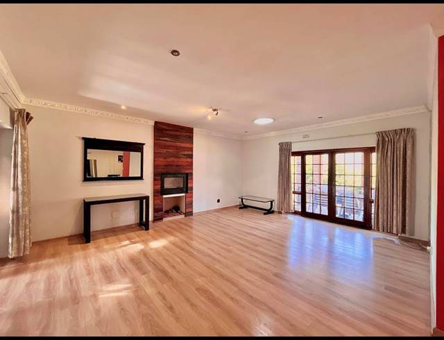 3 BEDROOM HOUSE FOR SALE IN LYNDHURST